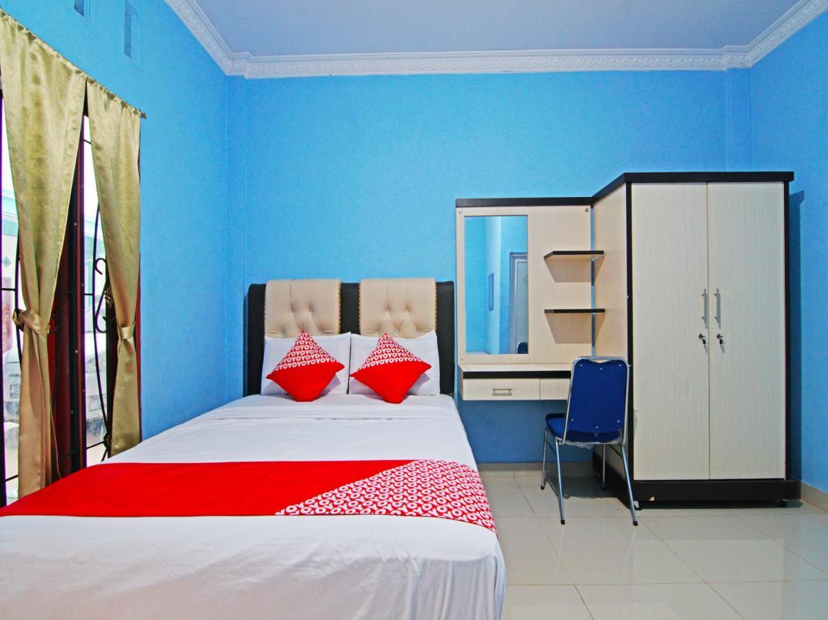 Oyo 90752 Ridho Guest House Syariah Dumai Luaran gambar